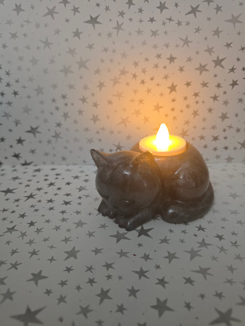 Cat tea light holder